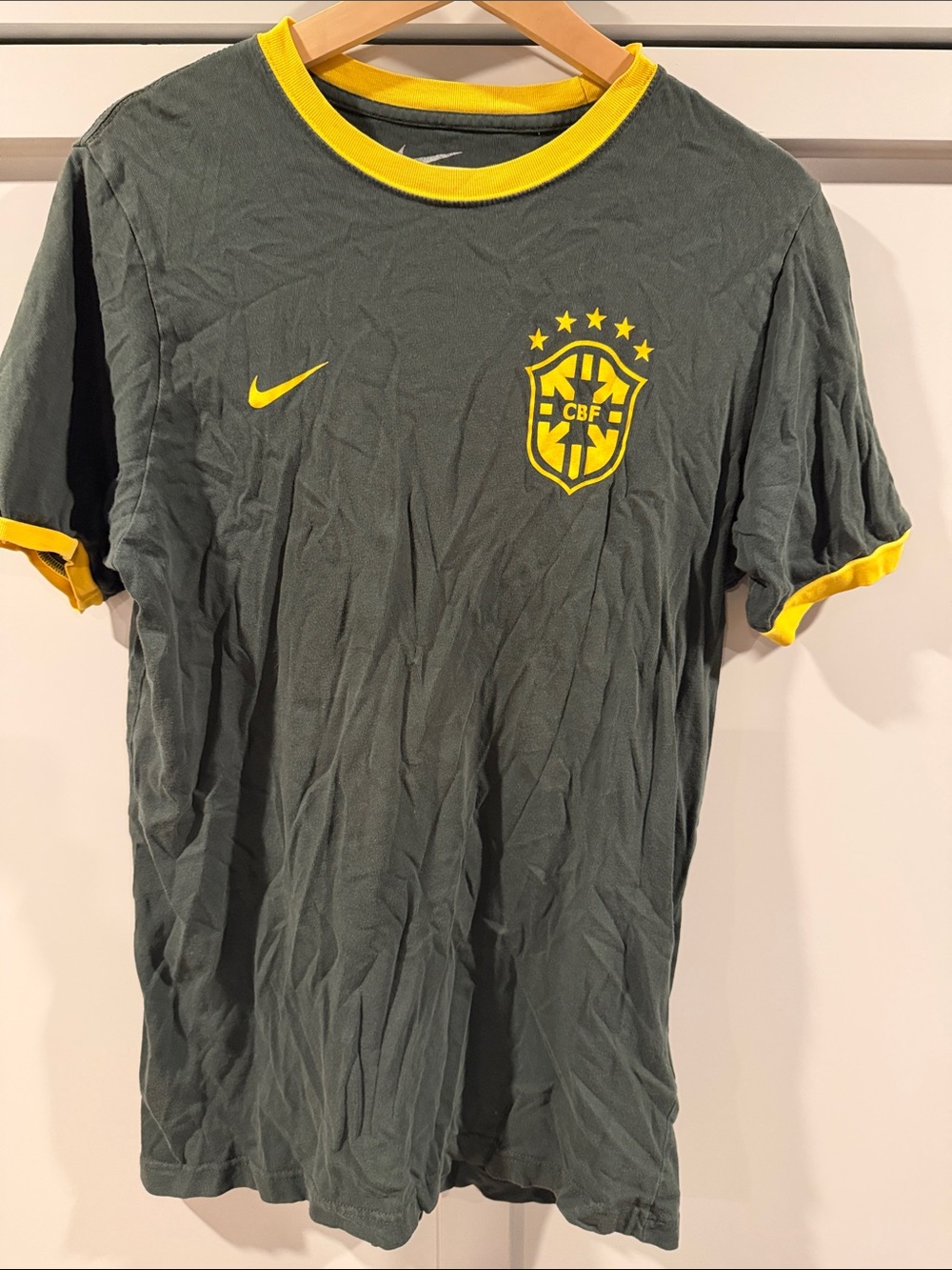 Nike Men's Dark Green and Yellow Brazil CBF Soccer Tee
